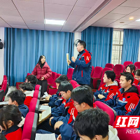 株洲市十三中2025年度生命教育主题班会大赛精彩绽放