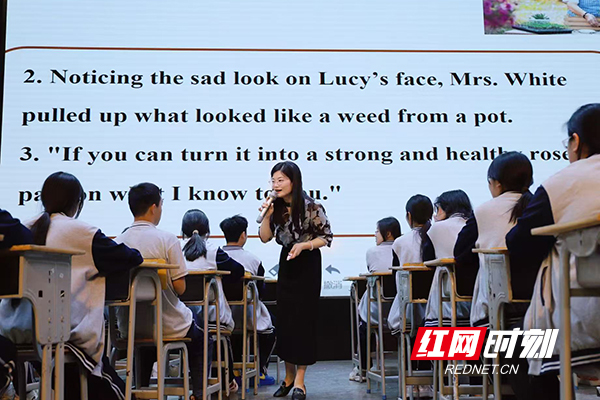 骆杏元授课.jpg