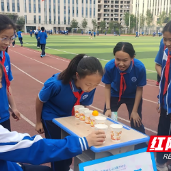 天元区隆兴中学举行第五届心理游园会