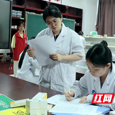 湖南化工职院：匠心炼中药技艺 妙手传千年文化