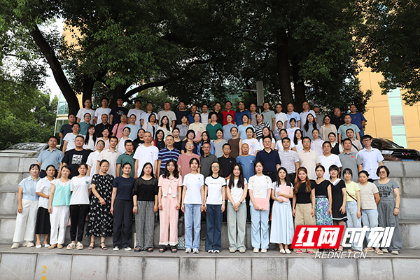 68. 参培人员合影.jpg