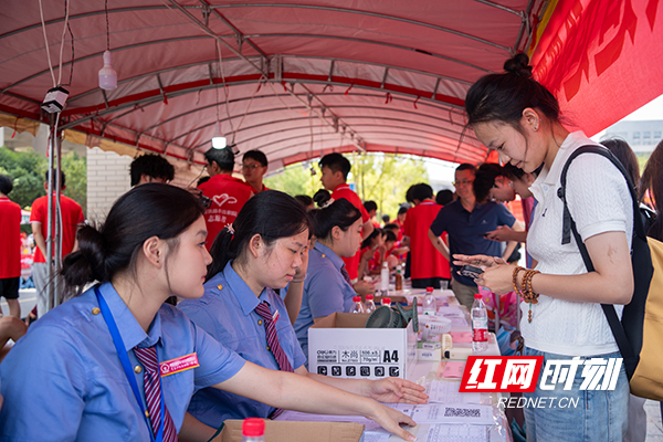 湖南铁科职院：以“心”迎“新”，温暖到“家”