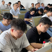 湖南汽车工程职业大学师生共听“开学第一课”