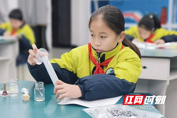 以赛促学强实践，荷塘区小学科学实验操作比赛落幕