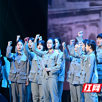 株洲市十三中：回望2025，致敬时光回响里的奋斗者