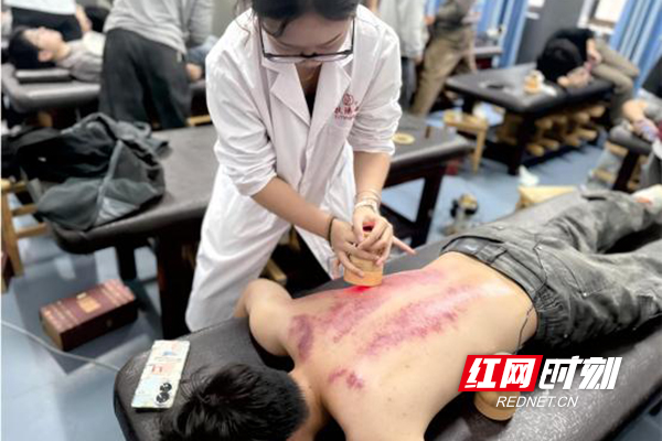 图片3.jpg 图片3.jpg