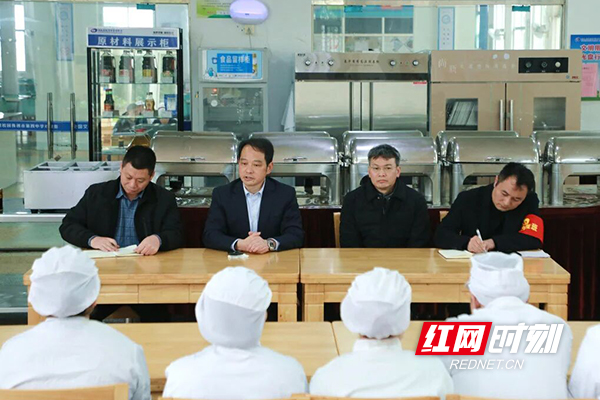 株洲市四中多举措抓实食堂餐饮保障工作