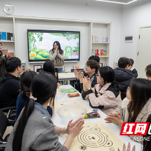 湖南化工职院：巧手做青团，思政润匠心