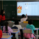 光明山小学：为青年教师搭台，教学比武展风采