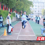 株洲建宁实验中学举行第八届体育节暨田径运动会