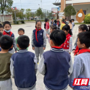 株洲市二中枫溪学校小学部开展心理健康活动