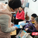 贺家土中学送教上门暖人心