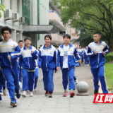 株洲市四中为2022届高三学子爱心添餐