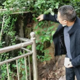 淞南中学开展“远离危房”隐患排查和教育活动