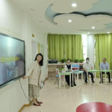 荷塘区委常委、组织部部长邹晖调研教育工作