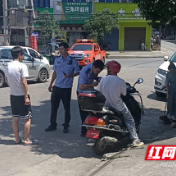 醴陵市明月镇：安全头盔护安全 联合执法保平安