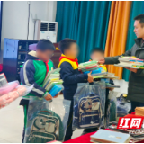 白关中心小学开展爱心助学活动