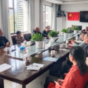 炎陵县检察院:座谈交流暖意浓,重阳共话续华章