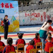 秋阳暖桑榆、法润邻里情，株洲中院进社区开展重阳普法主题活动