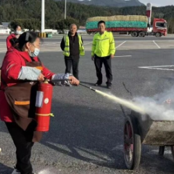 株洲高速公路开展全国消防安全月活动