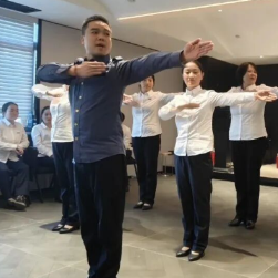 湖南高速集团株洲分公司文明优质服务培训圆满结束