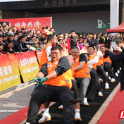 天元区群众拔河“拔”出了什么？