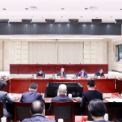 株洲市委理论学习中心组（扩大）举行2025年第十五次集体学习