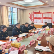 株洲交通执法部门集中约谈巡游出租车企业负责人