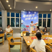 炎陵县举办大学生暑期社会实践茶话会