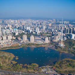 株洲市委理论学习中心组（扩大）举行2025年第十一次集体学习