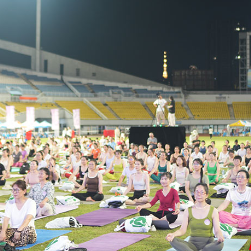 千人共练瑜伽 2025全国健身瑜伽公益活动在株洲举行