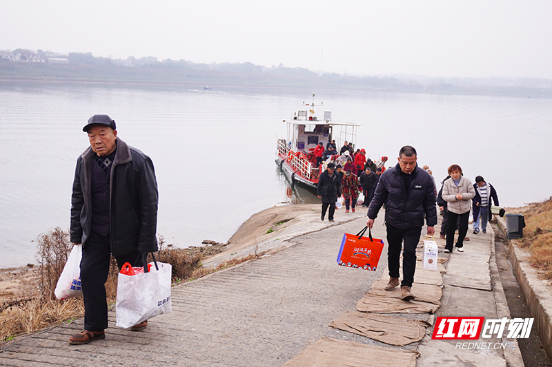 新春走基层·小镇顶流丨一床蚕丝被，暖透株洲古桑洲幸福年