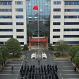 上班首日,醴陵市举行新春升旗仪式