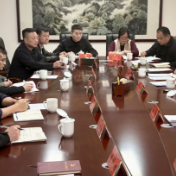 株洲市政协聚焦“两违”治理工作开展调研座谈