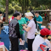 株洲市政协机关赴联点滨江社区开展主题活动