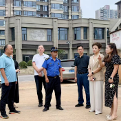 株洲市政协组织委员开展扬尘污染防治集中监督活动
