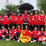 芦淞区白关中学开展“我们的青春在白中”五四主题活动