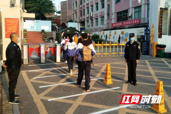 青春战“疫”故事丨石峰公安：战“疫”中传承的力量