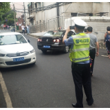 株洲荷塘交警整治校园周边违停顽瘴痼疾 保障师生安全出行