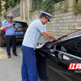 株洲石峰交警联合消防部门打通“生命通道” 保障消防安全