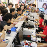 株百62周年店庆狂揽销售1.7亿元 株洲市民共襄盛会