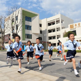 云龙香江学校正式启用
