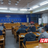 株洲荷塘交警走进企业为职工上交通安全课