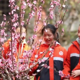 株洲市二中：你好，春天！你好，少年！