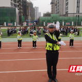 株洲云龙交警开展交通安全宣传活动