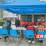 株洲石峰交警采取学习考试方式加强“一盔一带”安全教育