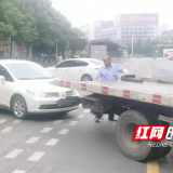 株洲荷塘交警：重拳整治智轨车道违停现象
