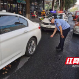 株洲荷塘交警持续加大智轨车道整治力度