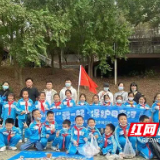 贺家土小学：从师廉洁清如水 育人倾心似春蚕