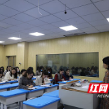 银海学校：“语”你共研  共享芬芳